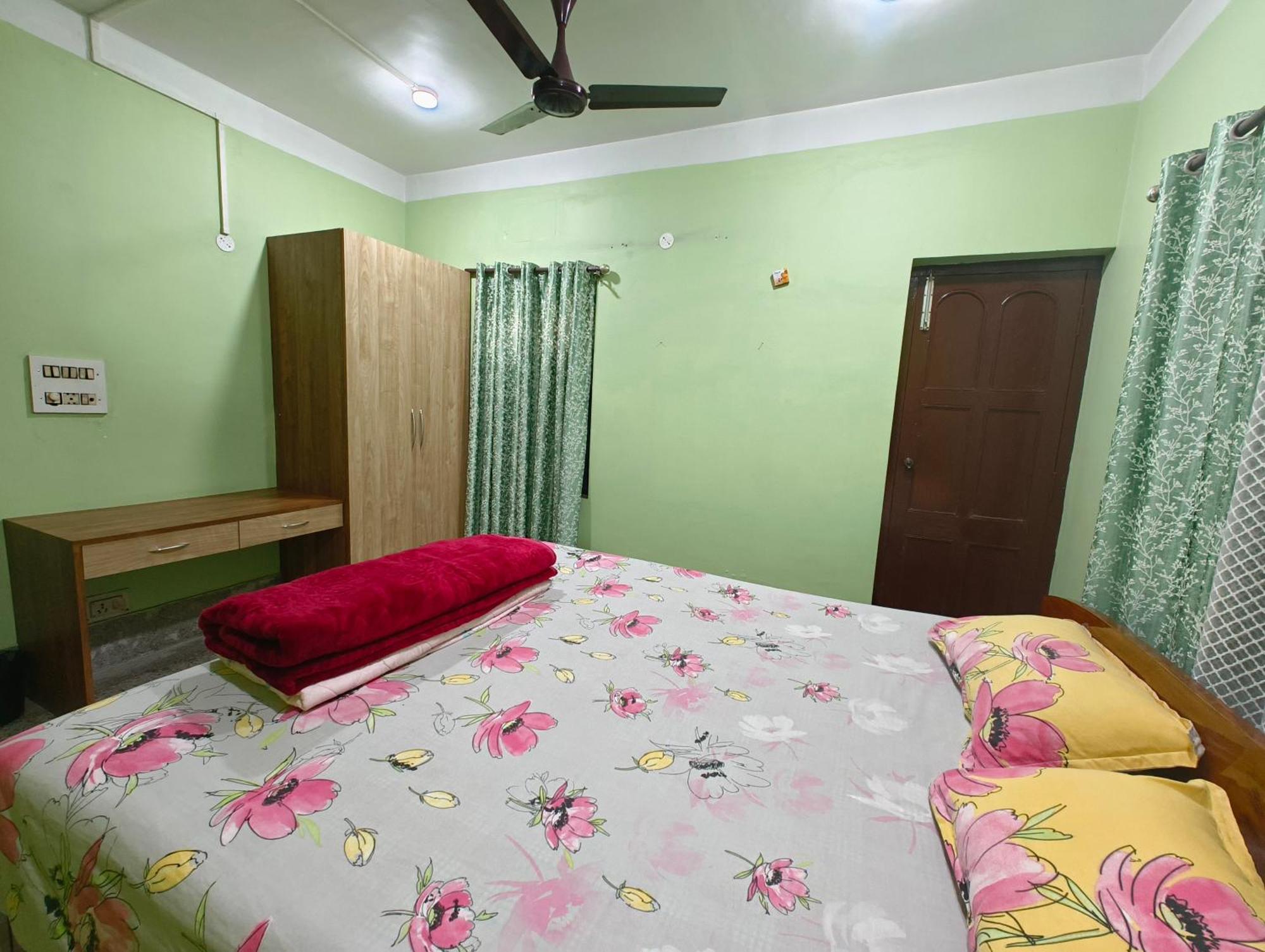 Anjali Homestay - 10 Mins From Airport Siliguri Εξωτερικό φωτογραφία