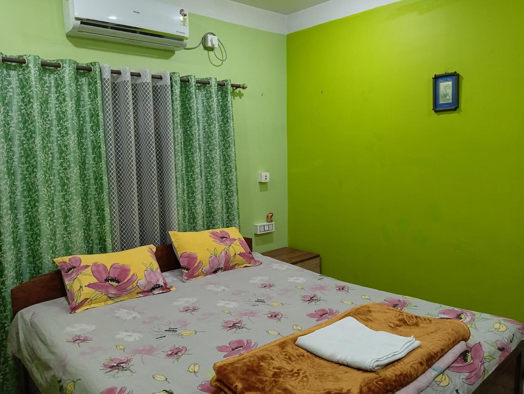 Anjali Homestay - 10 Mins From Airport Siliguri Εξωτερικό φωτογραφία